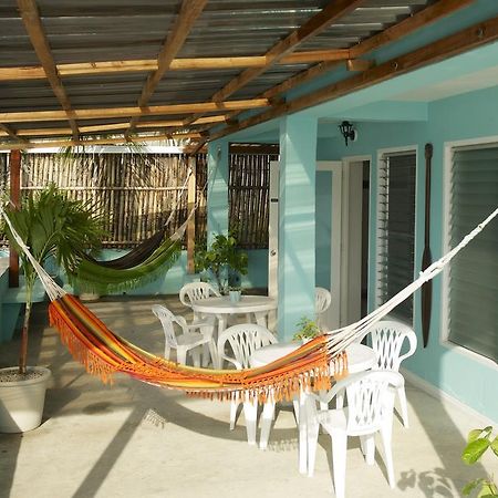 Casa Del Rayo Verde Hotelito Solidario ปอร์โตเบโล ภายนอก รูปภาพ