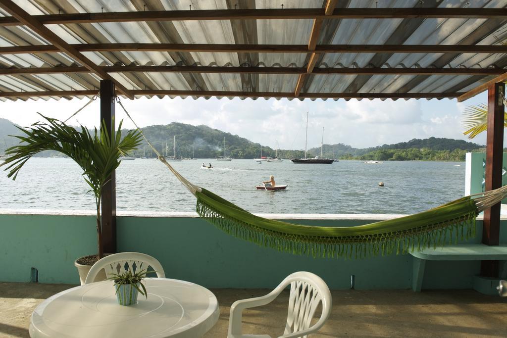 Casa Del Rayo Verde Hotelito Solidario ปอร์โตเบโล ภายนอก รูปภาพ