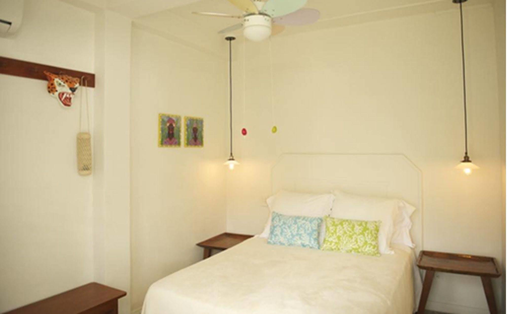 Casa Del Rayo Verde Hotelito Solidario ปอร์โตเบโล ภายนอก รูปภาพ