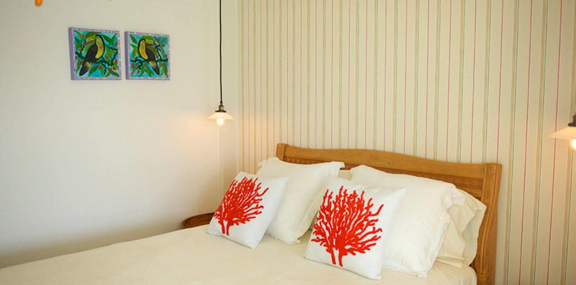 Casa Del Rayo Verde Hotelito Solidario ปอร์โตเบโล ภายนอก รูปภาพ