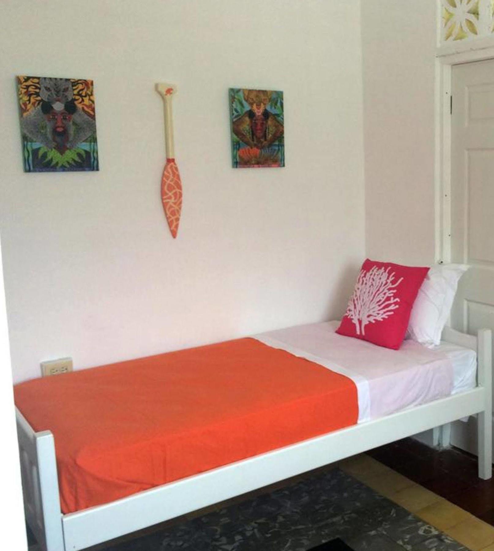 Casa Del Rayo Verde Hotelito Solidario ปอร์โตเบโล ภายนอก รูปภาพ