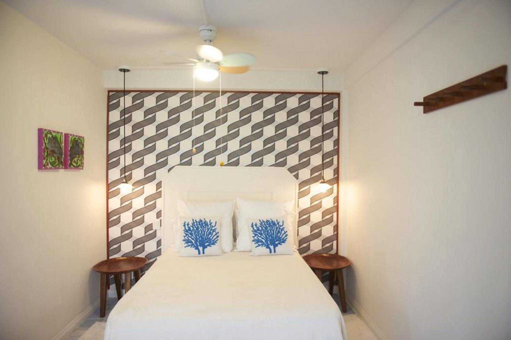 Casa Del Rayo Verde Hotelito Solidario ปอร์โตเบโล ภายนอก รูปภาพ